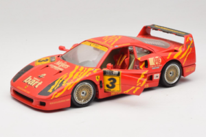 Ferrari F40 Evoluzione #3 Brummel Sarkans 1987 Bburago 1:18 3022-P2 Metāls — attēls 2 no 8