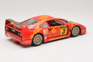Ferrari F40 Evoluzione #3 Brummel Sarkans 1987 Bburago 1:18 3022-P2 Metāls — attēls 3 no 8