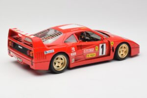 Ferrari F40 Evoluzione Bburago 1:18 3042 Metāls — attēls 3 no 8