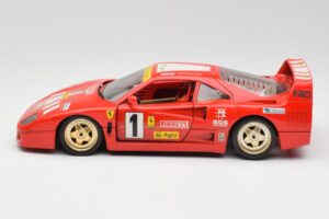 Ferrari F40 Evoluzione Bburago 1:18 3042 Metāls — attēls 4 no 8