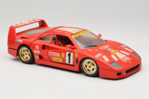 Ferrari F40 Evoluzione #1 Pirelli Sarkans 1992 Bburago 1:18 3042-P1 Metāls — attēls 6 no 8