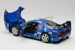 Ferrari F40 Evoluzione #34 Zils Custom 1987 Bburago 1:18 3032-C1 Metāls — attēls 5 no 8