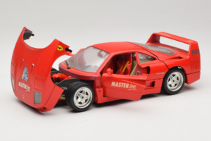 Ferrari F40 Evoluzione Sarkans Master Line Bburago 1:18 3042-M1 Metāls — attēls 2 no 8