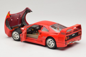 Ferrari F40 Evoluzione Sarkans Master Line Bburago 1:18 3042-M1 Metāls — attēls 5 no 8