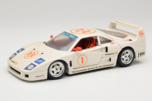 Ferrari F40 #1 Expert Balts 1987 Bburago 1:18 3332-W2 Metāls