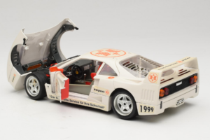 Ferrari F40 #1 Expert Balts 1987 Bburago 1:18 3332-W2 Metāls — attēls 5 no 8