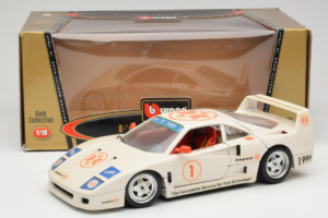 Ferrari F40 #1 Expert Balts 1987 Bburago 1:18 3332-W2 Metāls — attēls 8 no 8
