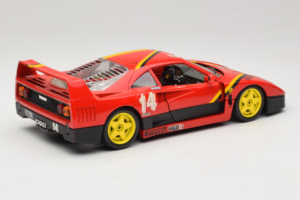 Ferrari F40 Evoluzione #14 L. Dalla Noce H&R Sarkans ar Dzelteniem Riteņiem 1992 Bburago 1:18 3042-H1 Metāls — attēls 3 no 8