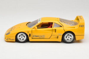 Ferrari F40 Interconti Car HiFi Dzeltens Bburago 1:18 3032-I1 Metāls — attēls 4 no 8