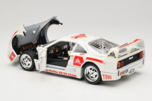 Ferrari F40 Kart-o-Mania Balts Bburago 1:18 3332-W3 Metāls — attēls 5 no 8