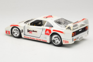 Ferrari F40 Kart-o-Mania Balts Bburago 1:18 3332-W3 Metāls — attēls 7 no 8