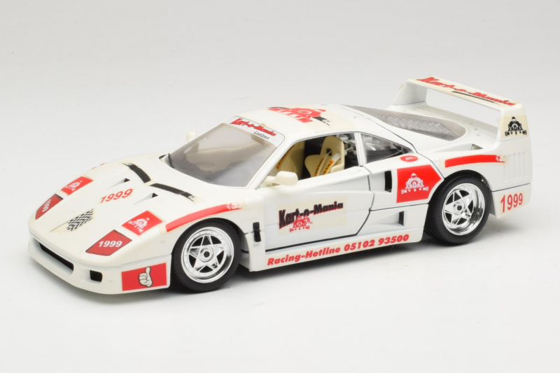 Ferrari F40 Kart-o-Mania Balts Bburago 1:18 3332-W3 Metāls