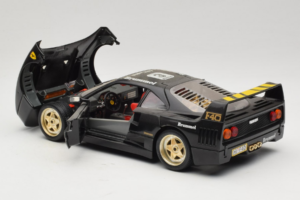 Ferrari F40 Magneti Marelli #3 Melns Bburago 1:18 3022-B1 Metāls — attēls 5 no 8
