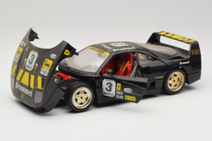 Ferrari F40 Magneti Marelli #3 Melns Bburago 1:18 3022-B1 Metāls — attēls 2 no 8