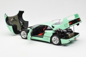 Ferrari F40 Piparmētru Zaļš Kyosho 1:18 08416MG Metāls — attēls 7 no 10