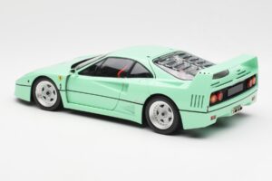 Ferrari F40 Piparmētru Zaļš Kyosho 1:18 08416MG Metāls — attēls 9 no 10