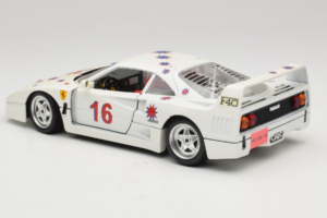 Ferrari F40 #16 Borsenmodells Balts Limited Edition 333 pcs 1987 Bburago 1:18 3332-W1 Metāls — attēls 7 no 8