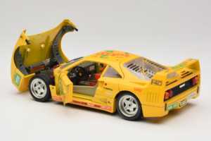 Ferrari F40 Totip Jolly Club #2 Dzeltens Bburago 1:18 3332-Y1 Metāls — attēls 5 no 8