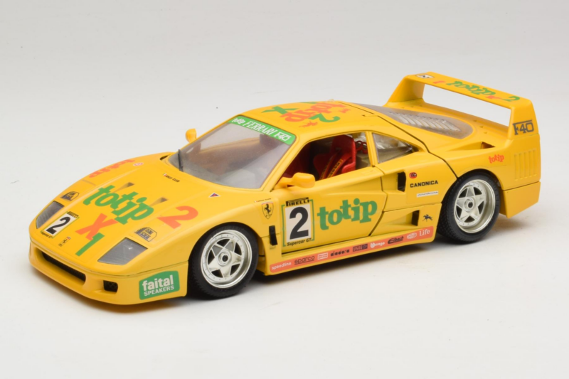 Ferrari F40 Totip Jolly Club #2 Dzeltens Bburago 1:18 3332-Y1 Metāls