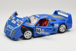 Ferrari F40 Pilot #56 Zils Bburago 1:18 3332-BL1 Metāls — attēls 2 no 8