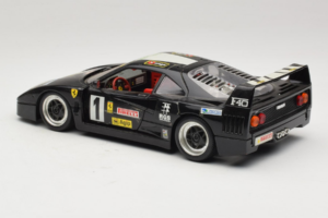 Ferrari F40 Pirelli Agip #1 Melns Bburago 1:18 3332-B1 Metāls — attēls 7 no 8