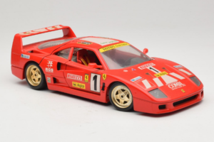 Ferrari F40 Pirelli Agip #1 Ferrari Club Italia Sarkans Bburago 1:18 3032-P2 Metāls — attēls 6 no 8