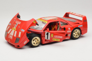 Ferrari F40 Evoluzione #1 Pirelli Agip Sarkans ar Zeltainiem Riteņiem 1992 Bburago 1:18 3042-P2 Metāls — attēls 2 no 8