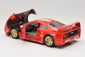 Ferrari F40 Evoluzione #1 Pirelli Agip Sarkans ar Zeltainiem Riteņiem 1992 Bburago 1:18 3042-P2 Metāls — attēls 5 no 8