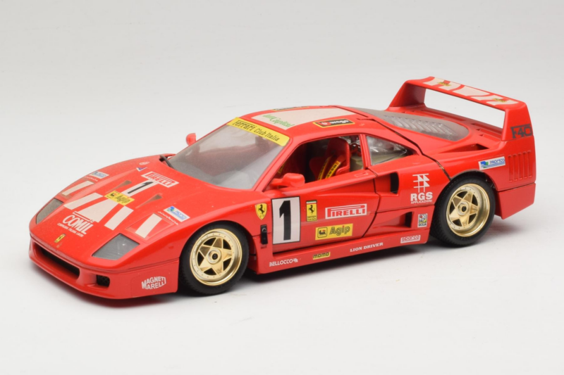 Ferrari F40 Evoluzione #1 Pirelli Agip Sarkans ar Zeltainiem Riteņiem 1992 Bburago 1:18 3042-P2 Metāls