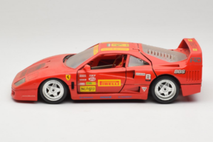 Ferrari F40 Pirelli BBS Sarkans Bburago 1:18 3032-P4 Metāls — attēls 4 no 8