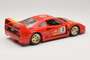 Ferrari F40 #3 Pirelli Sarkans 1987 Bburago 1:18 3332-P4 Metāls — attēls 3 no 8