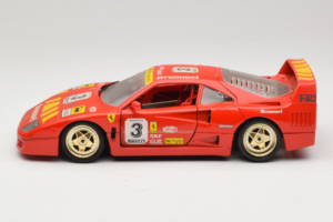 Ferrari F40 #3 Pirelli Sarkans 1987 Bburago 1:18 3332-P4 Metāls — attēls 4 no 8