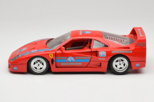 Ferrari F40 PPG Auto Refinish Sarkans Bburago 1:18 3332-P1 Metāls — attēls 4 no 8