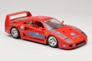 Ferrari F40 PPG Auto Refinish Sarkans Bburago 1:18 3332-P1 Metāls — attēls 6 no 8