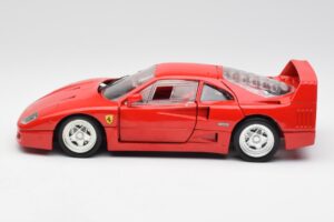 Ferrari F40 Sarkans Hot Wheels 1:18 23911 Metāls — attēls 4 no 8