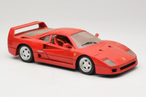 Ferrari F40 Sarkans Tonka 1:18 17004 Metāls — attēls 6 no 8
