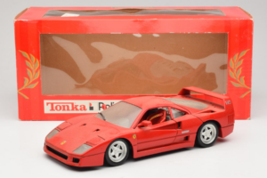 Ferrari F40 Sarkans Tonka 1:18 17004 Metāls — attēls 8 no 8