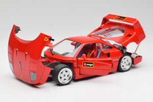 Ferrari F40 Sarkans Bburago 1:18 3332 Metāls — attēls 2 no 8