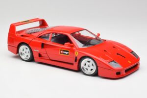 Ferrari F40 Sarkans Bburago 1:18 3332 Metāls — attēls 6 no 8
