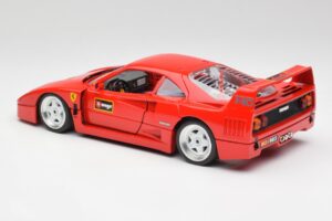 Ferrari F40 Sarkans Bburago 1:18 3332 Metāls — attēls 7 no 8