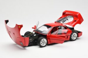 Ferrari F40 Sarkans Kyosho 1:18 08416R2 Metāls — attēls 2 no 10