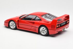 Ferrari F40 Sarkans Kyosho 1:18 08416R2 Metāls — attēls 9 no 10