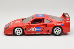 Ferrari F40 #40 the0123 Sarkans 1987 Bburago 1:18 3332-P5 Metāls — attēls 4 no 8