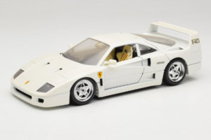 Ferrari F40 Balts Bburago 1:18 3332-W4 Metāls