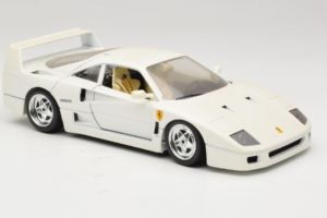 Ferrari F40 Balts Bburago 1:18 3332-W4 Metāls — attēls 6 no 8