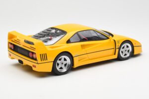 Ferrari F40 Dzeltens GT Spirit 1:18 GT839 Sveķi — attēls 2 no 6