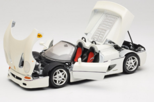 Ferrari F50 Kabriolets Balts Bburago 1:18 3352-W1 Metāls — attēls 2 no 8