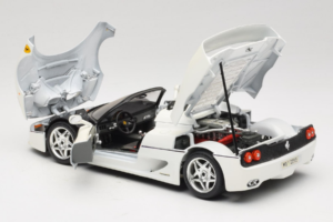 Ferrari F50 Kabriolets Balts Bburago 1:18 3352-W1 Metāls — attēls 5 no 8