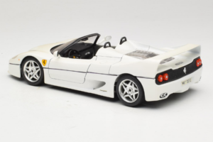 Ferrari F50 Kabriolets Balts Bburago 1:18 3352-W1 Metāls — attēls 7 no 8