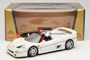 Ferrari F50 Kabriolets Balts Bburago 1:18 3352-W1 Metāls — attēls 8 no 8